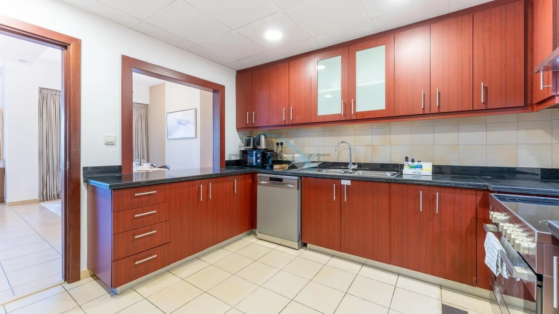 Close To Major Landmarks 3Br And Assistant Room With Marina Views, Rimal 5, Jbr By Deluxe Holiday Homes Dubai Apartment